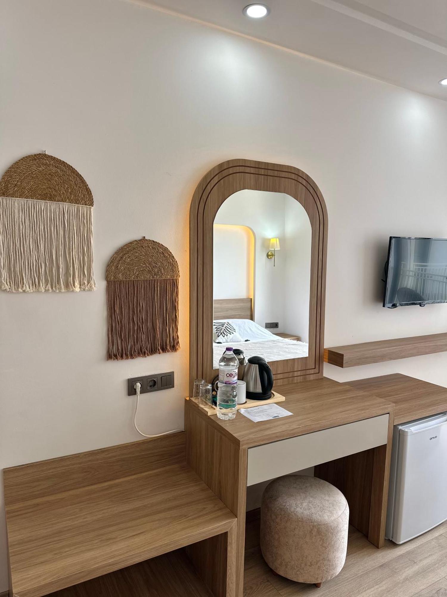 Oregano Suites Side Ngoại thất bức ảnh