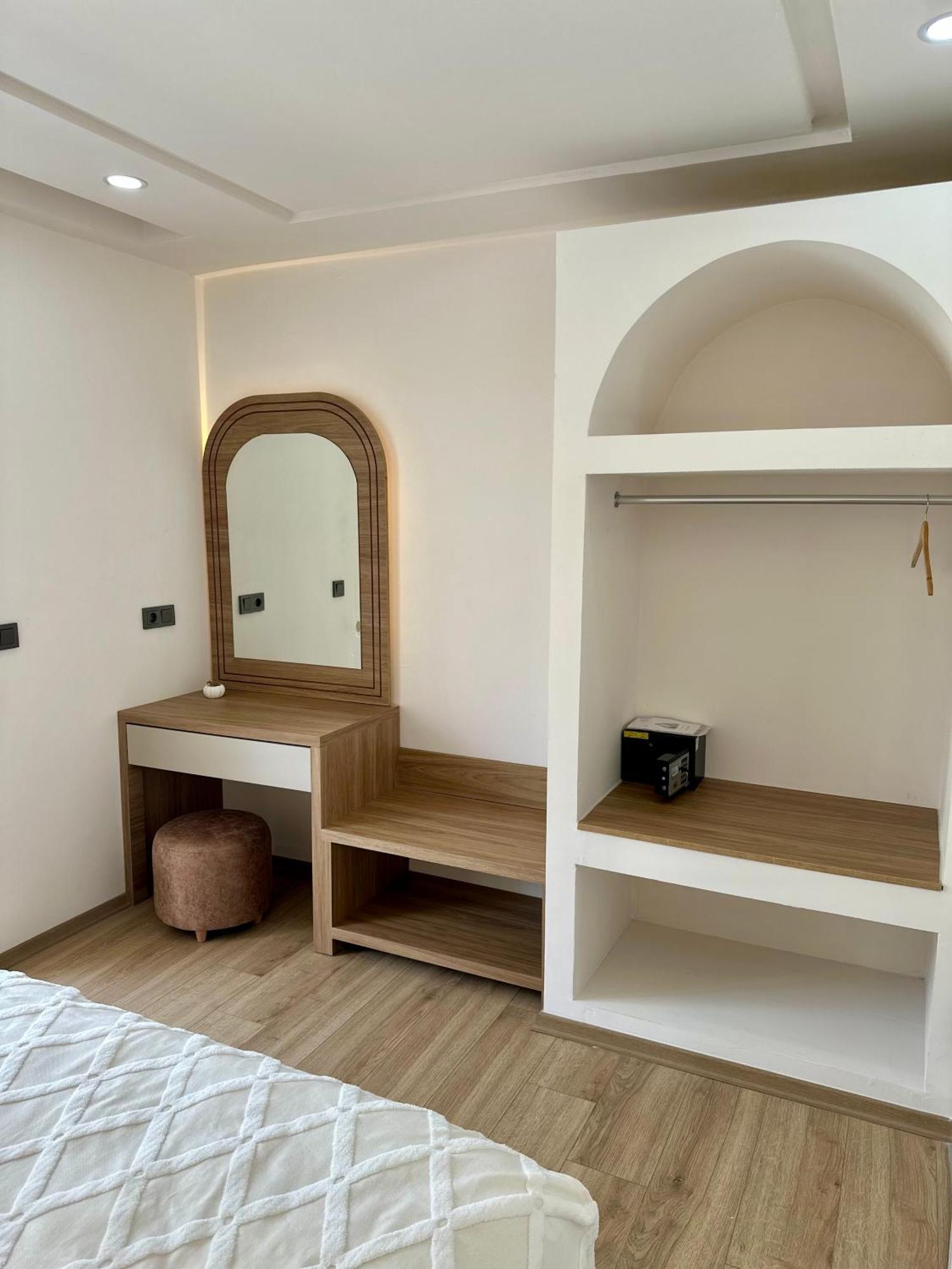 Oregano Suites Side Ngoại thất bức ảnh