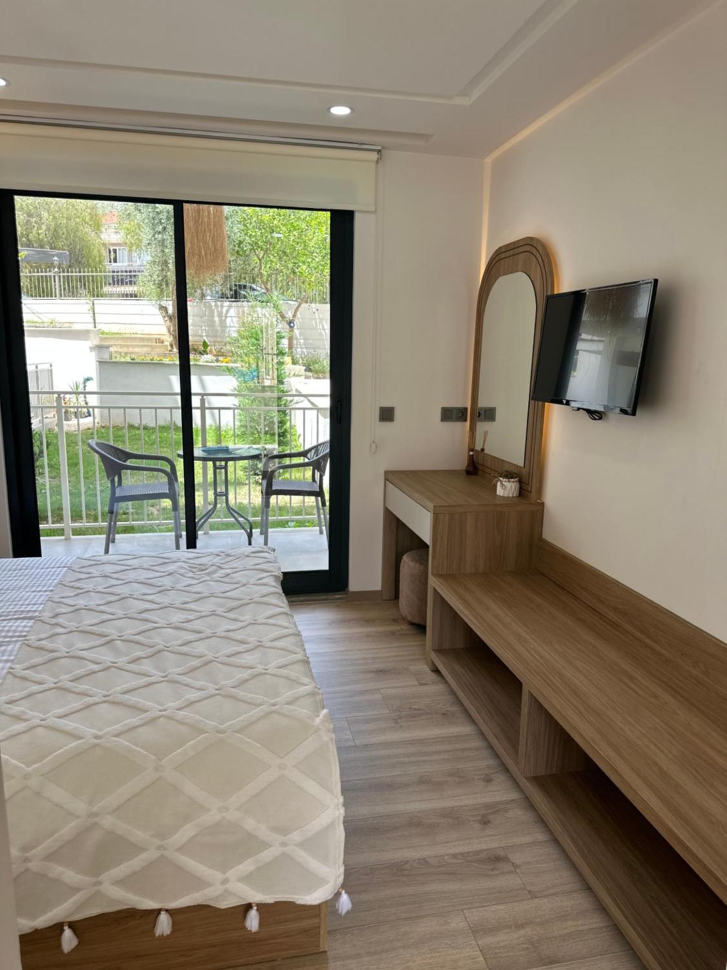 Oregano Suites Side Ngoại thất bức ảnh