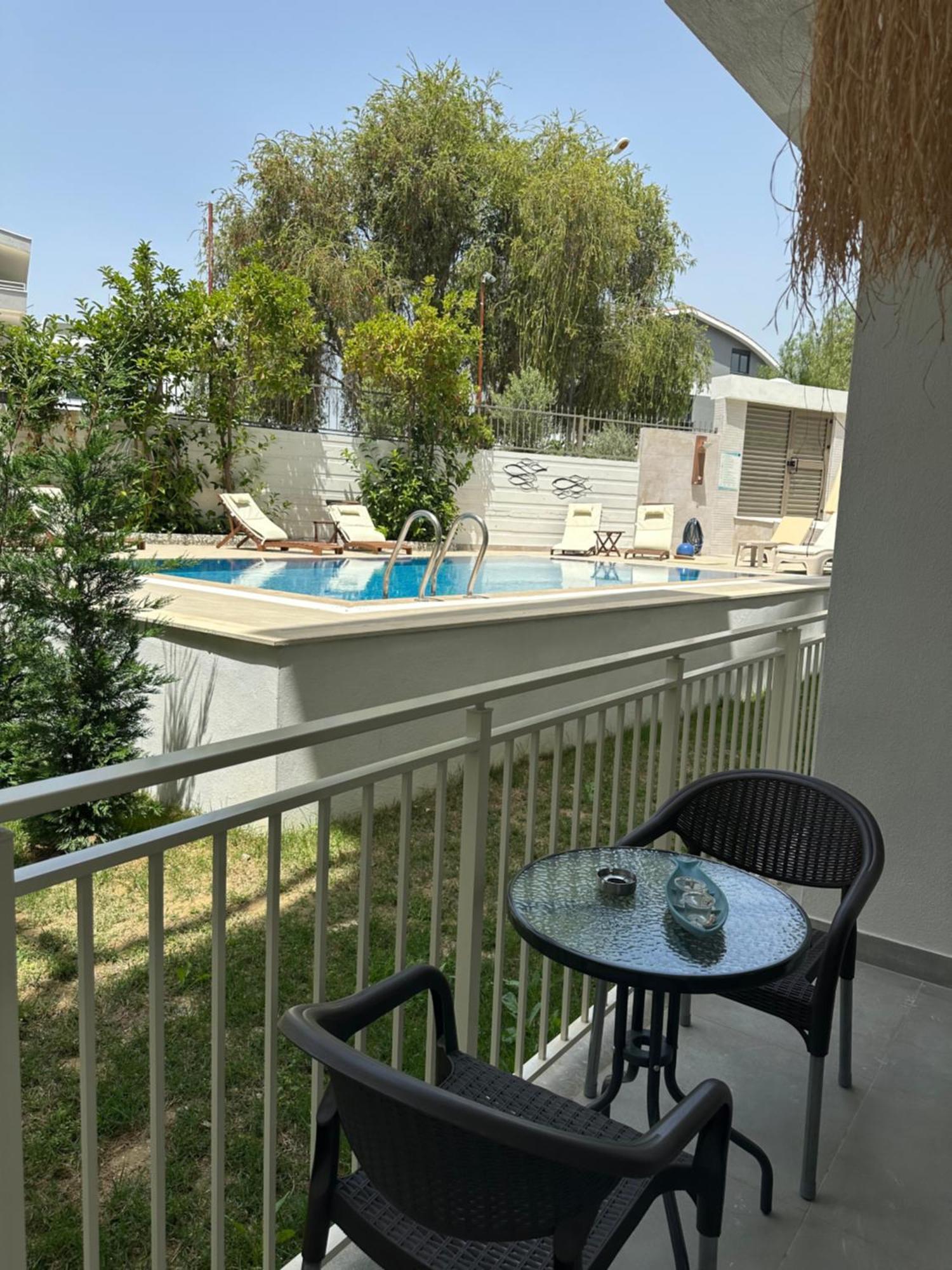 Oregano Suites Side Ngoại thất bức ảnh