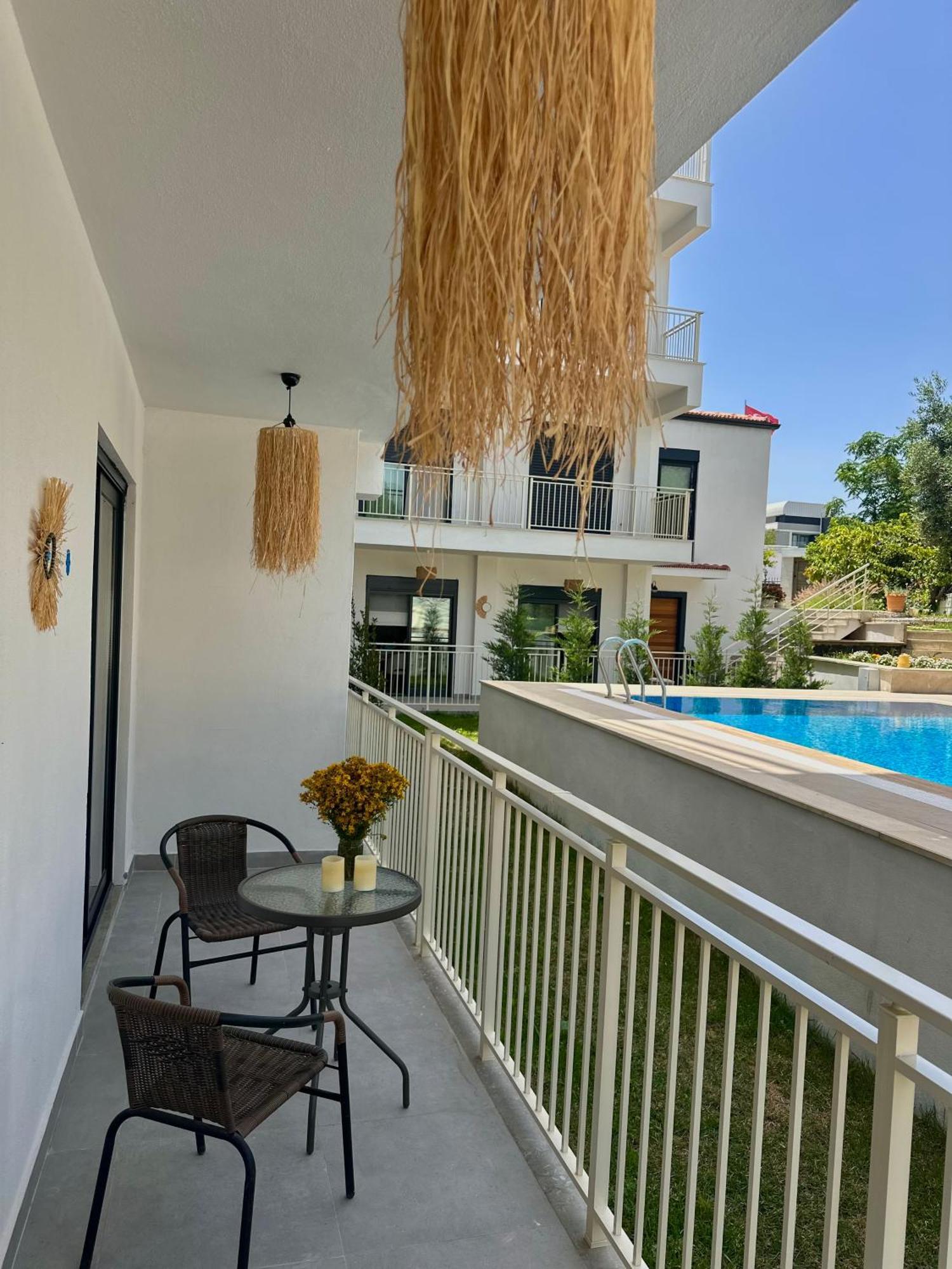 Oregano Suites Side Ngoại thất bức ảnh