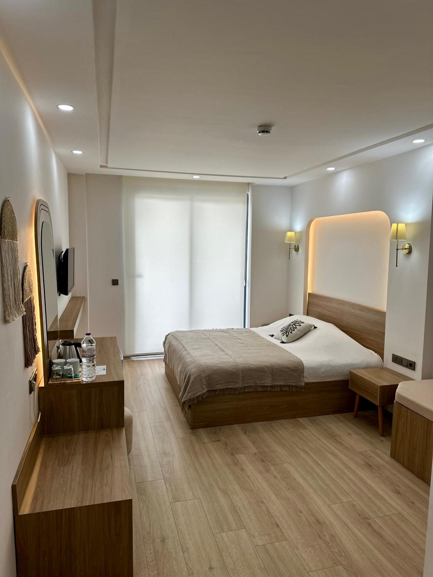 Oregano Suites Side Ngoại thất bức ảnh