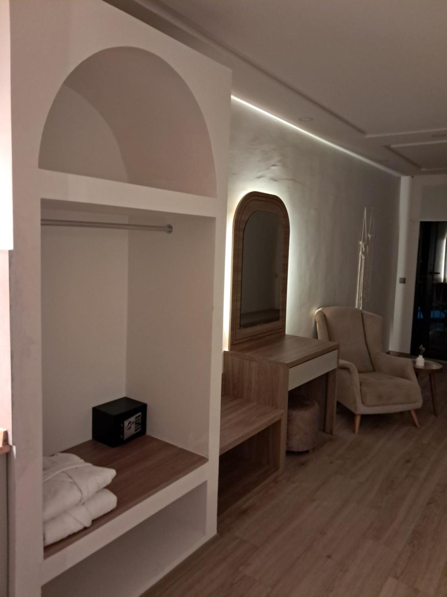 Oregano Suites Side Ngoại thất bức ảnh